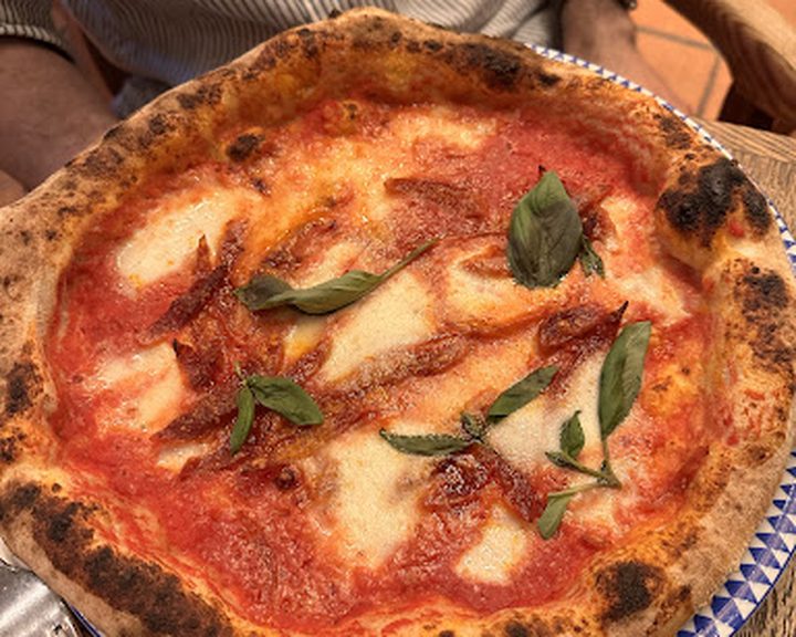 Neapolitan pizza with tomato and basil at Circolo Popolare in Fitzrovia