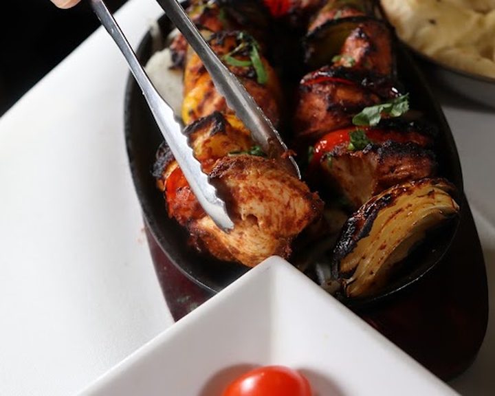 Tandoori chicken and charred vegetables at The India on City Road