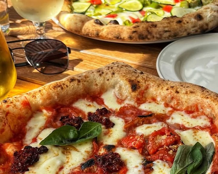 Neapolitan-style pizza from Fatto a Mano Tower Bridge