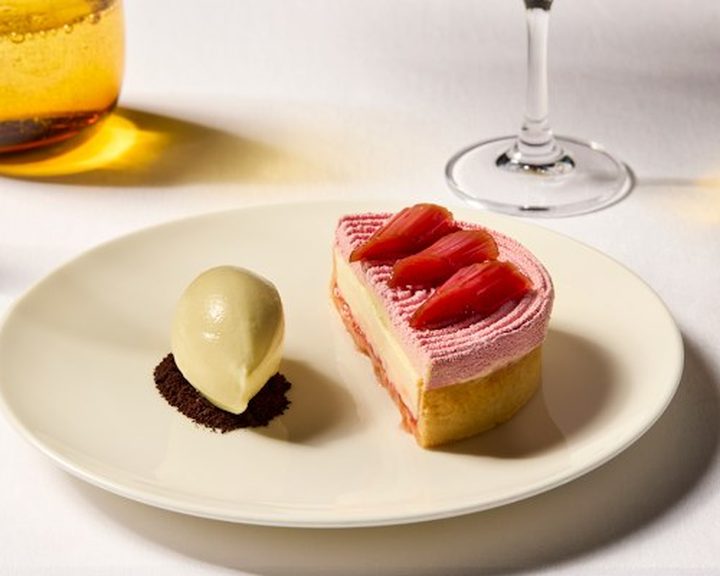 Strawberry and vanilla dessert at Galvin La Chapelle