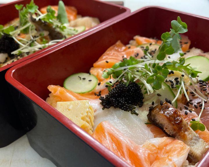 Salmon, avocado and maki sushi at Morinoya