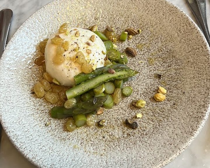 Burrata with asparagus at Contini George Street in Edinburgh