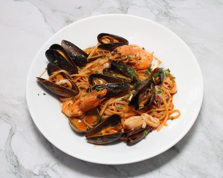 Italian pasta and seafood at Friends of Flavours in Penge