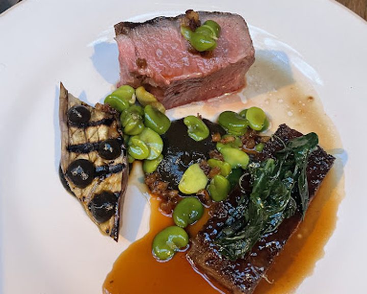 Modern British beef and vegetables at The Pig’s Head in Clapham