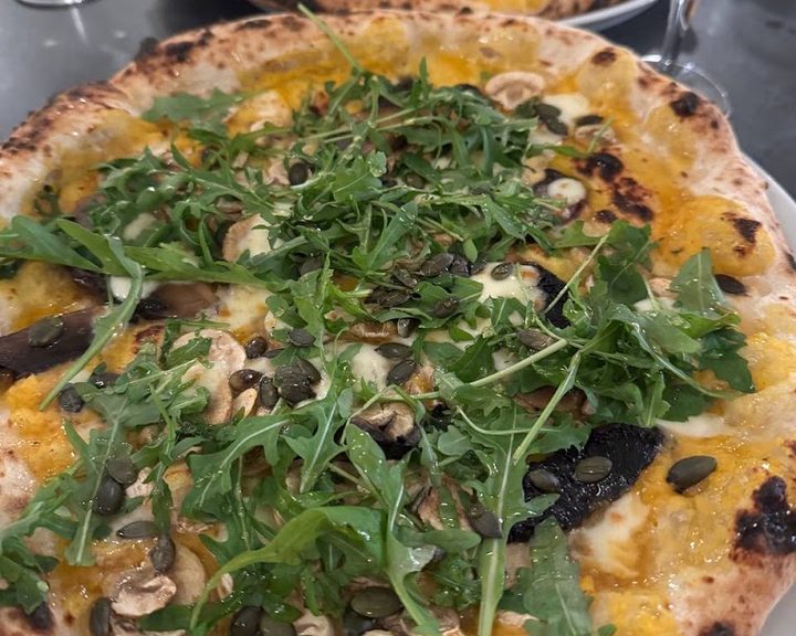 Wood-fired sourdough pizza at BOnA in Forest Hill