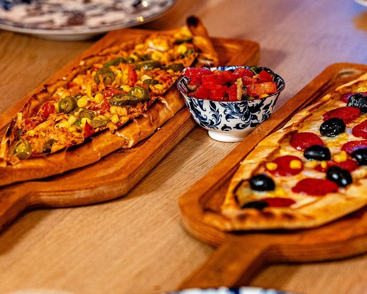 Turkish pide and flatbreads at Flatbread Turkish Bakery House in Edinburgh