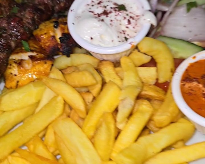 Lebanese shawarma and mixed grill at Yalla Beirut Tower Hill