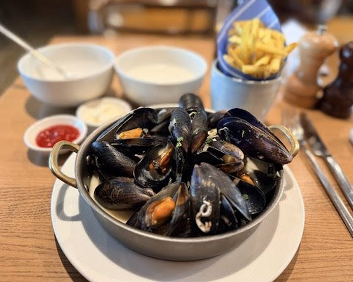 Moules and frites at Cote Ealing
