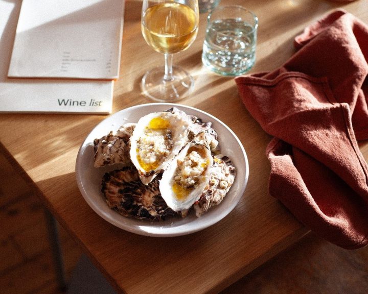 Oysters and white wine at Montrose restaurant in Edinburgh