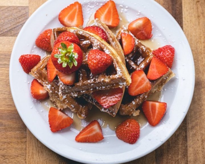 Strawberry and chocolate waffles at Papii on Hanover Street