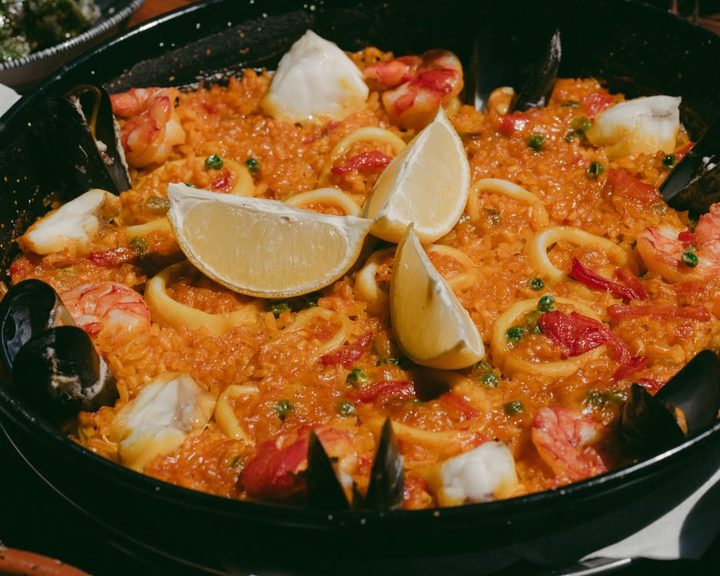 Seafood paella served at El Pirata of Mayfair