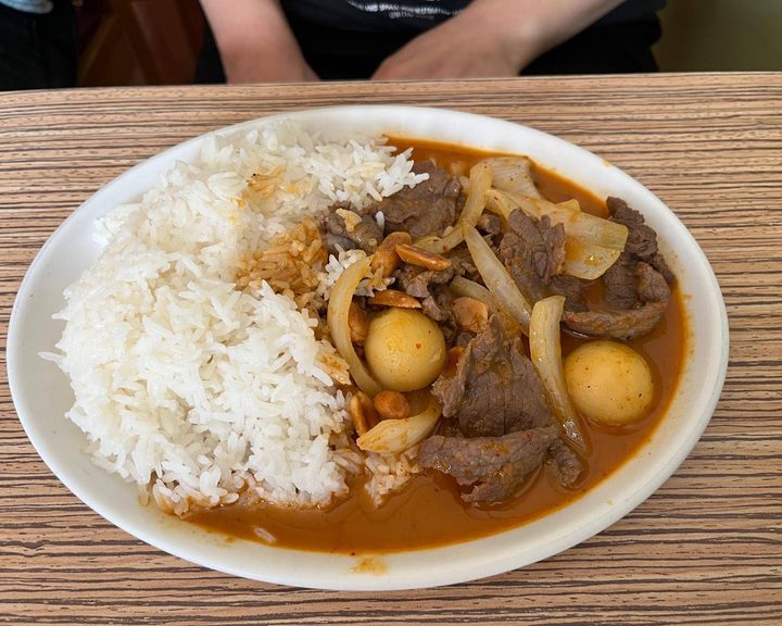 A Thai meal at Marie’s Café on Lower Marsh